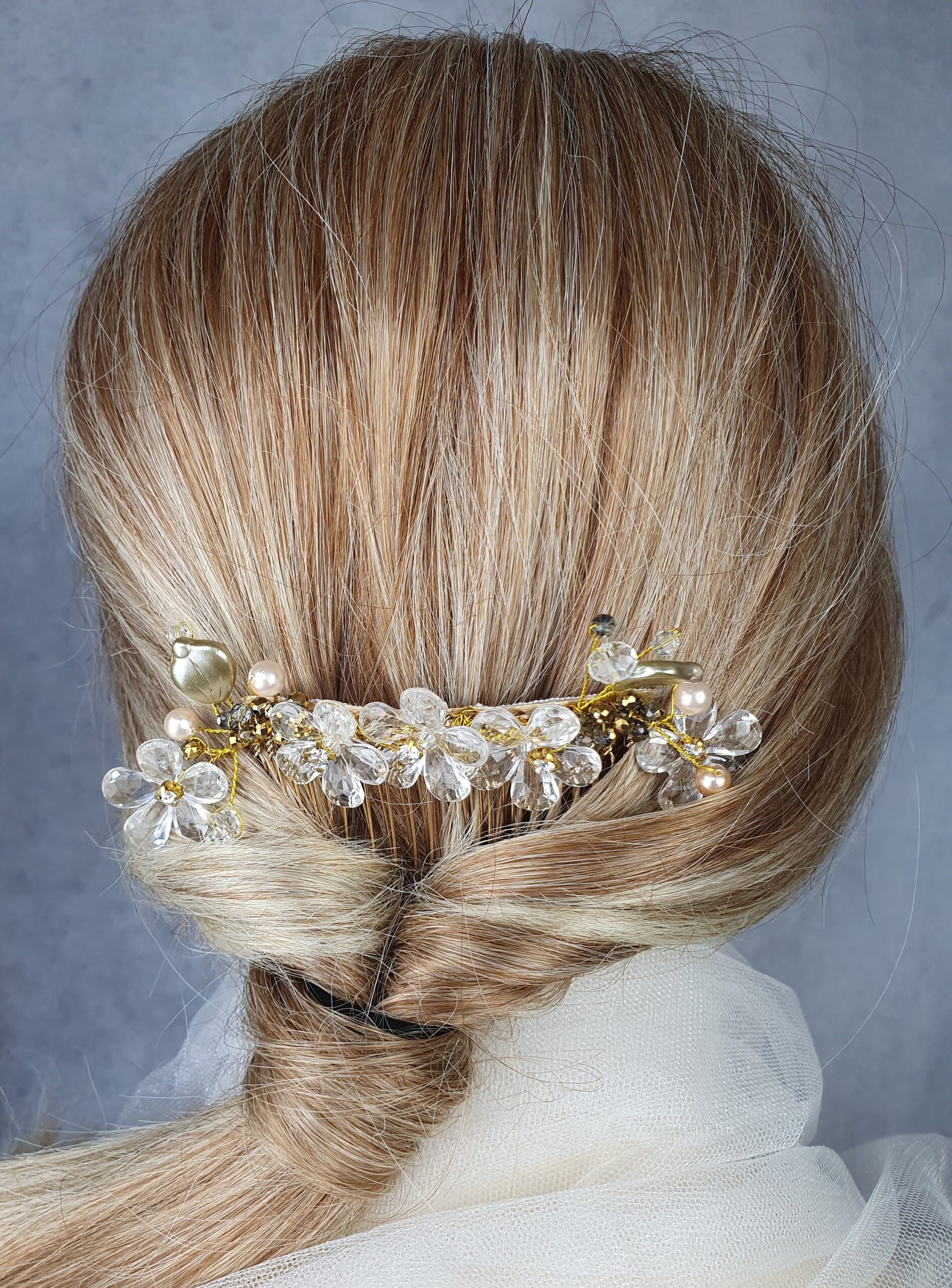 Handgemaakte bruidskam met parels en druppelstenen - elegant haaraccessoire voor bruiloften, gasten en feesten, zilverkleurige metalen Kam - Afbeelding 5