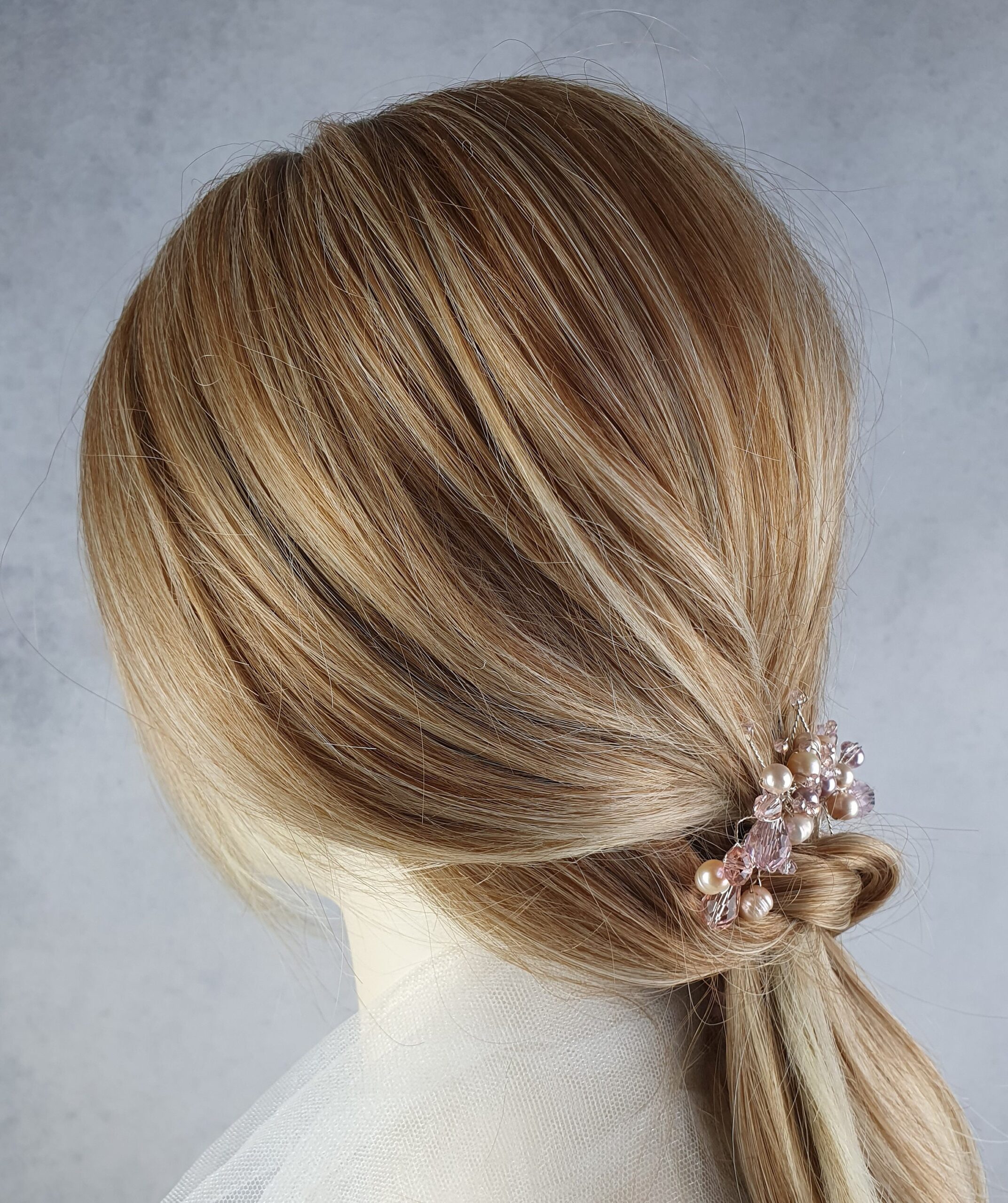Handgemaakte bruidskam met zoetwaterparels -Elegante haaraccessoire voor bruiloften, fujiyuan metalen kam, gasten en partijen - Afbeelding 4