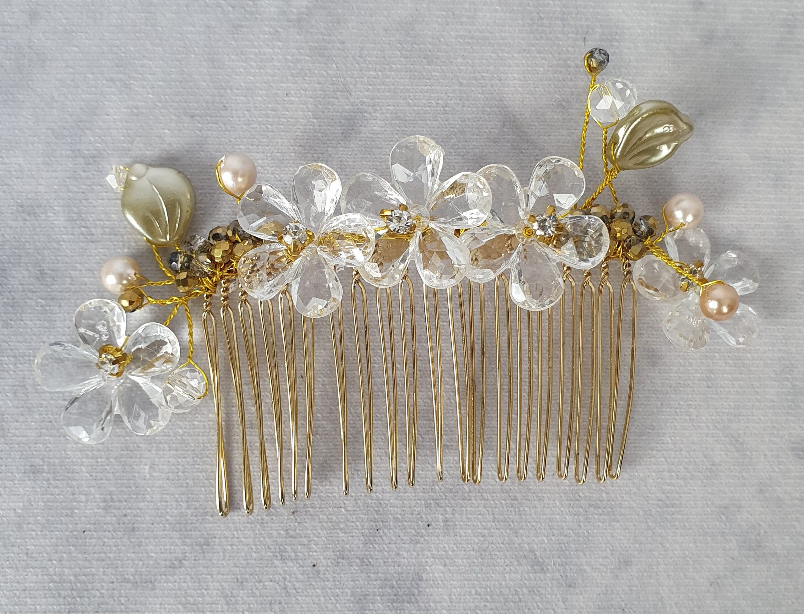 Handgemaakte bruidskam met parels en druppelstenen - elegant haaraccessoire voor bruiloften, gasten en feesten, zilverkleurige metalen Kam - Afbeelding 6