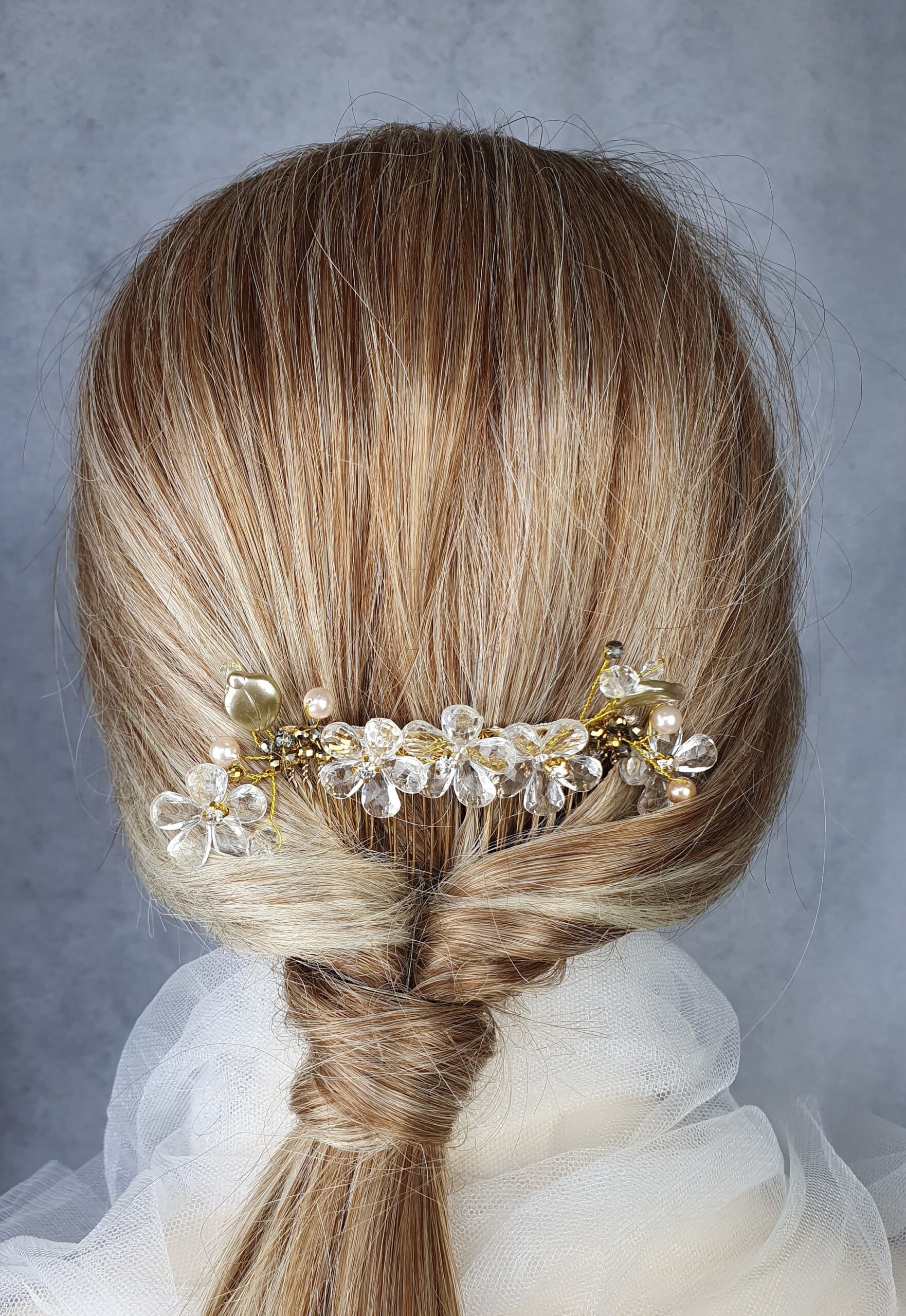 Handgemaakte bruidskam met parels en druppelstenen - elegant haaraccessoire voor bruiloften, gasten en feesten, zilverkleurige metalen Kam - Afbeelding 3