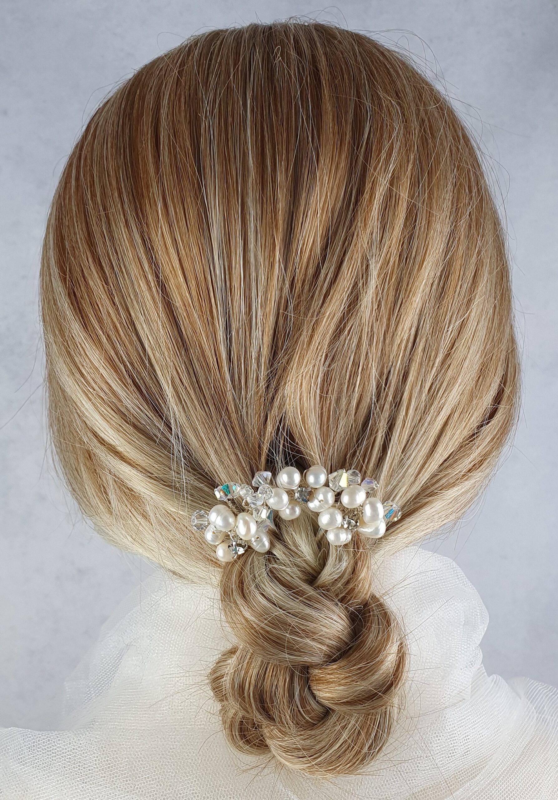 Handgemaakte bruids haarkam met witte zoetwaterparels, Elegant en uniek voor speciale gelegenheden, haaraccessoires - Afbeelding 5