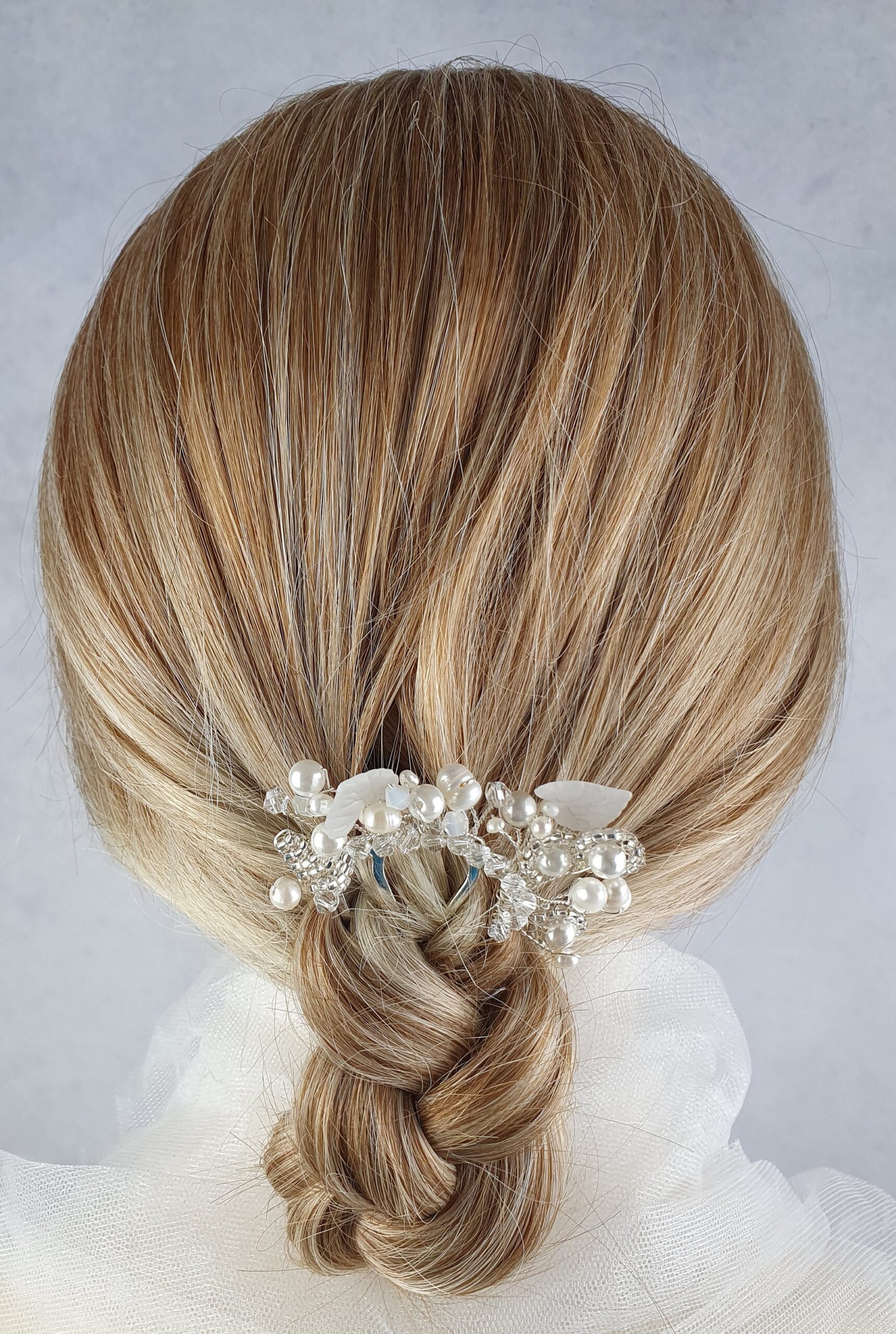 Handgemaakte bruids haarkam met witte zoetwaterparels, Elegant en uniek voor speciale gelegenheden, haaraccessoires - Afbeelding 5